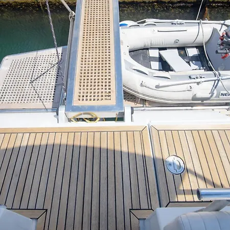 Botel Hakuna Matata - Living A Perfect Life, Yacht Pershing 52 *